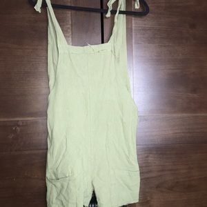 Cute green romper!